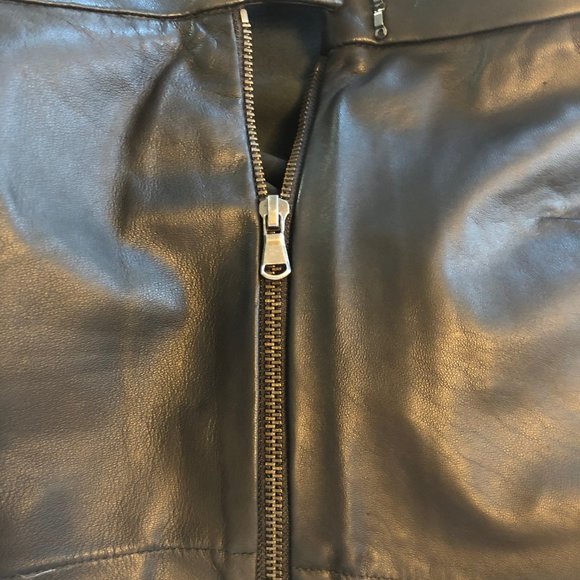 NWT David Lerner Black Leather Zip Shorts size S - Picture 6 of 8